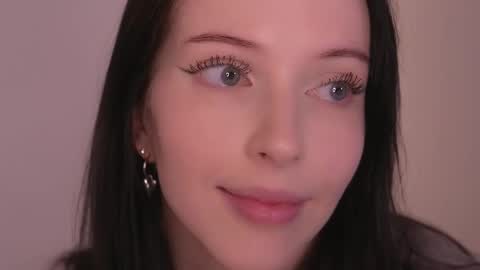 Snapshot of my_stella_ chatting on 12/04/25, 05:21 STELLA online show from 12/04/25, 05:21