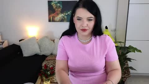 Snapshot of myadevis chatting on 04/08/26, 09:48 mistress Mya online show from 04/08/26, 09:48