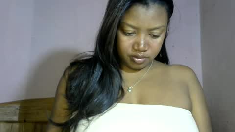 Snapshot of myahmaya chatting on 07/20/26, 08:28 myahmaya online show from 07/20/26, 08:28