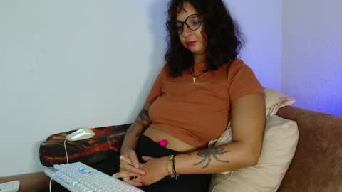 myamillor online show from 04/24/26, 10:23