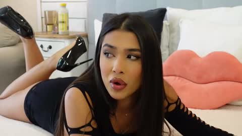 MyaMuse online show from 10/20/25, 09:54