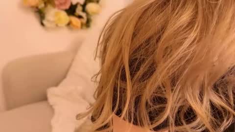 Snapshot of myassistant chatting on 02/04/25, 01:56 Mya-be Yours P online show from 02/04/25, 01:56