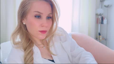 Snapshot of myassistant chatting on 02/19/25, 02:23 Mya-be Yours P online show from 02/19/25, 02:23