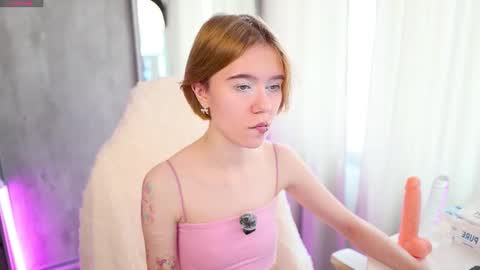 Snapshot of mybabylana chatting on 03/25/26, 07:25 Lana online show from 03/25/26, 07:25