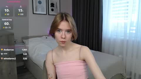 Snapshot of mybabylana chatting on 04/17/26, 07:11 Lana online show from 04/17/26, 07:11