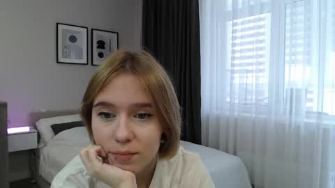 Snapshot of mybabylana chatting on 05/29/26, 11:08 Lana online show from 05/29/26, 11:08