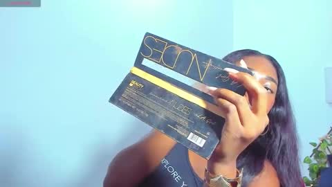 Samanta  online show from 11/22/25, 11:09