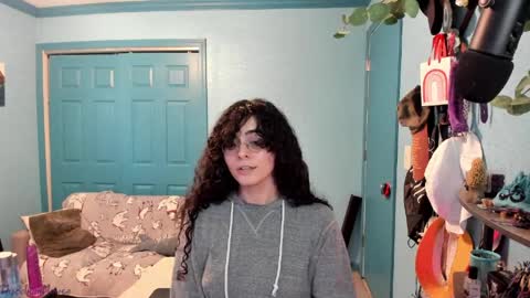 Snapshot of myceliummouse chatting on 04/04/26, 04:04 Grace online show from 04/04/26, 04:04