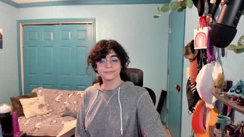 Snapshot of myceliummouse chatting on 04/07/26, 02:23 Grace online show from 04/07/26, 02:23