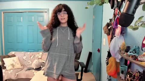 Snapshot of myceliummouse chatting on 04/18/26, 07:58 Grace online show from 04/18/26, 07:58