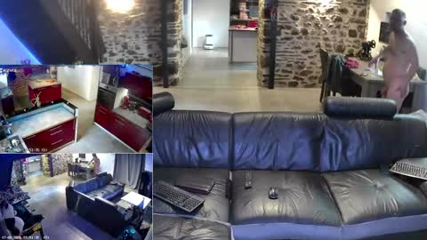 Snapshot of myckadow chatting on 05/17/26, 01:51 AlexSynopsis online show from 05/17/26, 01:51