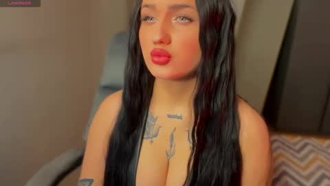 Snapshot of mygoddesshecate chatting on 03/22/26, 01:36 Hecate online show from 03/22/26, 01:36