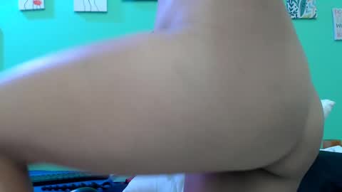 Snapshot of myguardian20angel chatting on 09/12/25, 07:14 Angel Cute online show from 09/12/25, 07:14