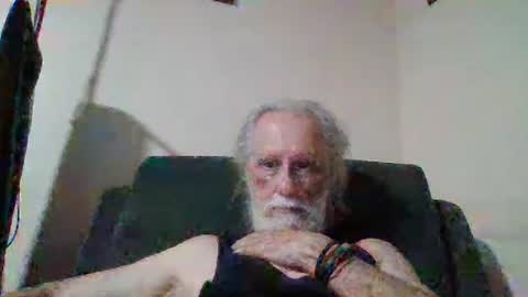 Snapshot of myheartandsoul1 chatting on 12/20/25, 01:29 myheartandsoul1 online show from 12/20/25, 01:29