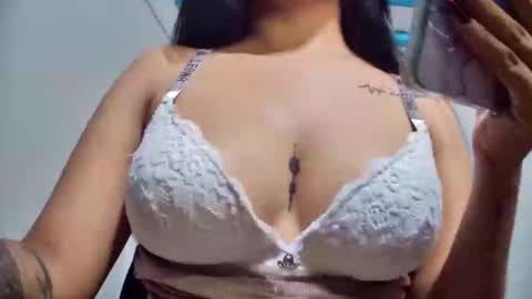 myhoney_hot online show from 12/15/25, 12:31