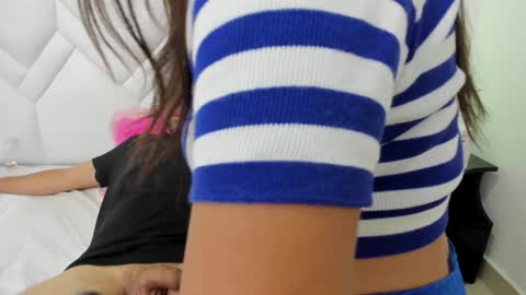 Snapshot of myinnocentwhore chatting on 02/08/25, 07:59 LINDA  AND EMILIO online show from 02/08/25, 07:59