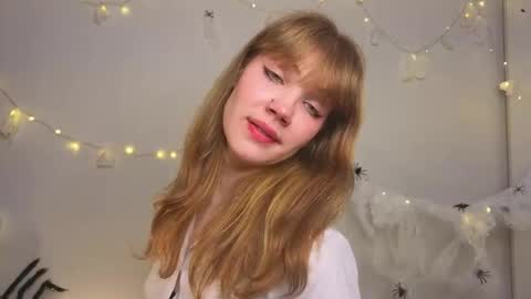 Mira  online show from 10/31/25, 04:13