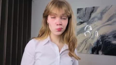 Mira  online show from 11/19/25, 04:23