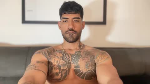 Myke esthetic online show from 01/21/25, 03:59