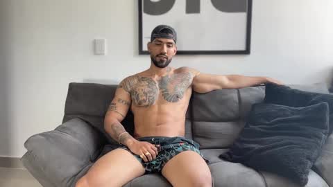 Myke esthetic online show from 03/09/25, 04:00