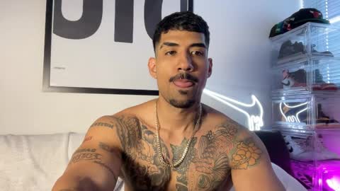 Myke esthetic online show from 09/21/25, 09:27