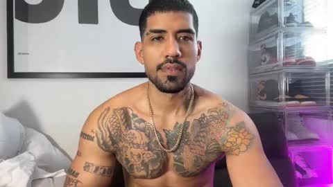 Myke esthetic online show from 10/09/25, 12:03