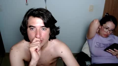 Snapshot of myke_xxx chatting on 03/19/26, 01:31 mike online show from 03/19/26, 01:31