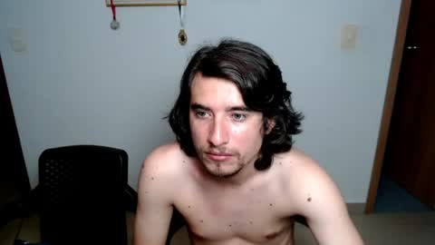 Snapshot of myke_xxx chatting on 04/13/26, 01:00 mike online show from 04/13/26, 01:00