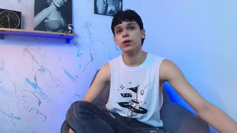 Mykel   online show from 11/16/25, 04:34