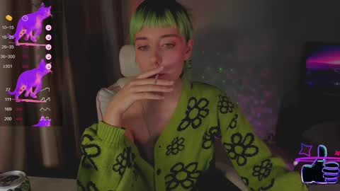 Snapshot of mylaweb chatting on 01/20/25, 01:39 MylaFlores online show from 01/20/25, 01:39