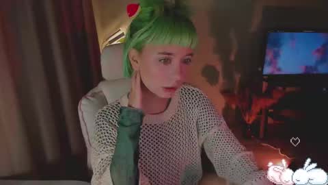 Snapshot of mylaweb chatting on 03/01/25, 01:32 MylaFlores online show from 03/01/25, 01:32