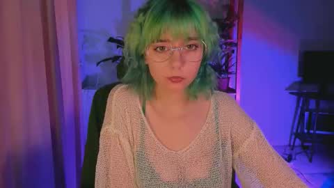 Snapshot of mylaweb chatting on 11/17/25, 05:02 MylaFlores online show from 11/17/25, 05:02