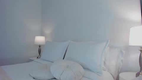 Myle online show from 09/11/25, 11:16