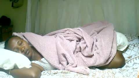 Snapshot of mylindasweet chatting on 01/11/25, 11:02 linda online show from 01/11/25, 11:02