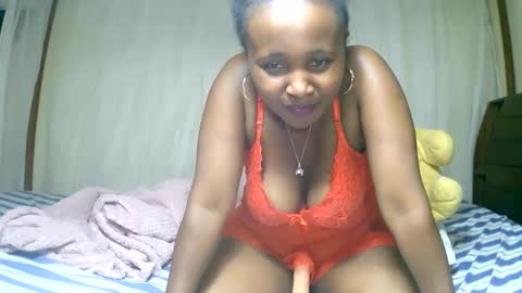 Snapshot of mylindasweet chatting on 01/26/25, 06:49 linda online show from 01/26/25, 06:49