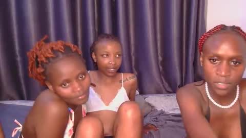 Snapshot of myline_ chatting on 03/06/26, 06:37 myline_ online show from 03/06/26, 06:37