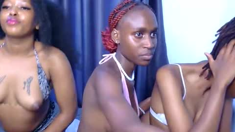 Snapshot of myline_ chatting on 03/14/26, 06:19 myline_ online show from 03/14/26, 06:19