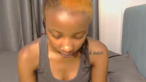 Snapshot of myline_ chatting on 04/12/26, 03:44 myline_ online show from 04/12/26, 03:44