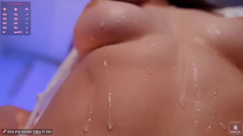 Snapshot of myliss chatting on 03/07/25, 10:32 Liss Next stream December1 online show from 03/07/25, 10:32