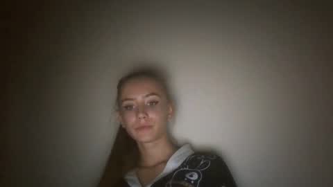 Snapshot of mylittle_flame chatting on 10/21/25, 06:30 mylittle_flame online show from 10/21/25, 06:30