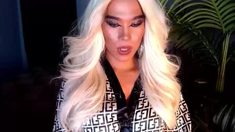 Snapshot of mylovingsofia chatting on 02/25/25, 08:51 GODDESS SOFIA  take me private show or passwordshow i cum to you online show from 02/25/25, 08:51