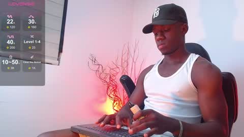 Snapshot of mylowallacee chatting on 01/22/25, 04:44 Mylo Wallace online show from 01/22/25, 04:44