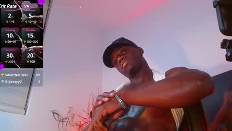 Snapshot of mylowallacee chatting on 02/12/25, 01:41 Mylo Wallace online show from 02/12/25, 01:41