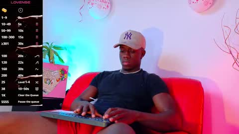 Snapshot of mylowallacee chatting on 02/22/25, 03:34 Mylo Wallace online show from 02/22/25, 03:34