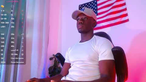 Snapshot of mylowallacee chatting on 11/12/25, 07:57 Mylo Wallace online show from 11/12/25, 07:57