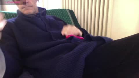 Bi sexy guy lovense hush is on private is open or password show tip if you like. online show from 01/14/25, 11:53