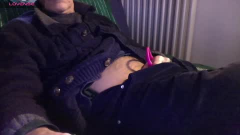 Bi sexy guy lovense hush is on private is open or password show tip if you like. online show from 02/20/25, 04:25