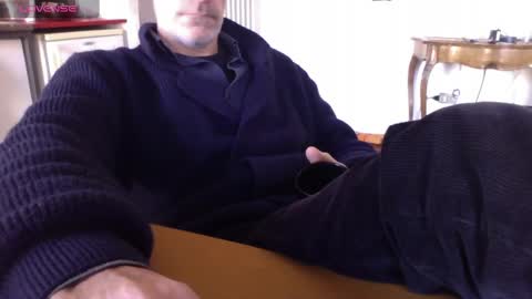 Bi sexy guy lovense hush is on private is open or password show tip if you like. online show from 03/11/25, 07:58