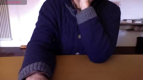 Bi sexy guy lovense hush is on private is open or password show tip if you like. online show from 12/22/25, 07:38