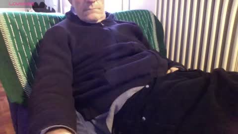 Bi sexy guy lovense hush is on private is open or password show tip if you like. online show from 01/16/26, 12:31